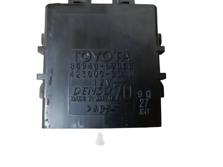 Toyota Auris E180 (2012 - 2018) 8594002060 Реле стеклоочистителей — фото 2