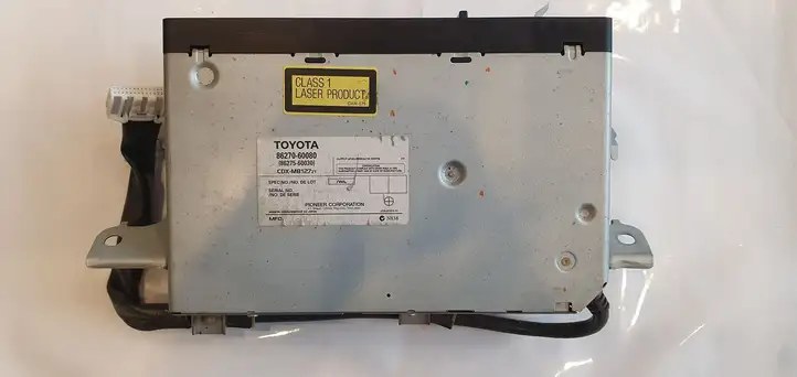 Toyota Land Cruiser (J120) (2002 - 2009) 8627060080 CD/DVD чейнджер — фото 2