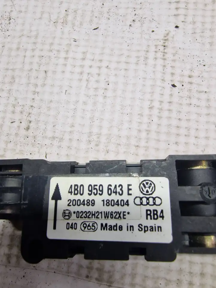 Porsche Cayenne (9PA) (2002 - 2010) 4B0959643E Датчик удара SRS — фото 2