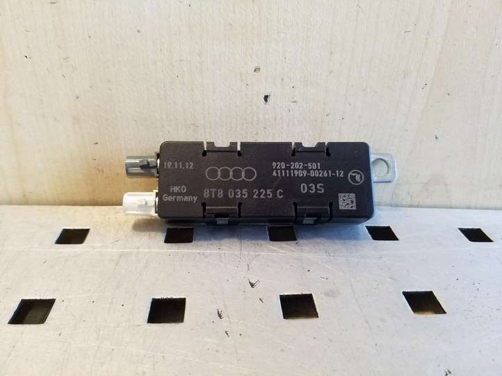 Audi A5 (2011 - 2016)  8T8035225C Усилитель антенны