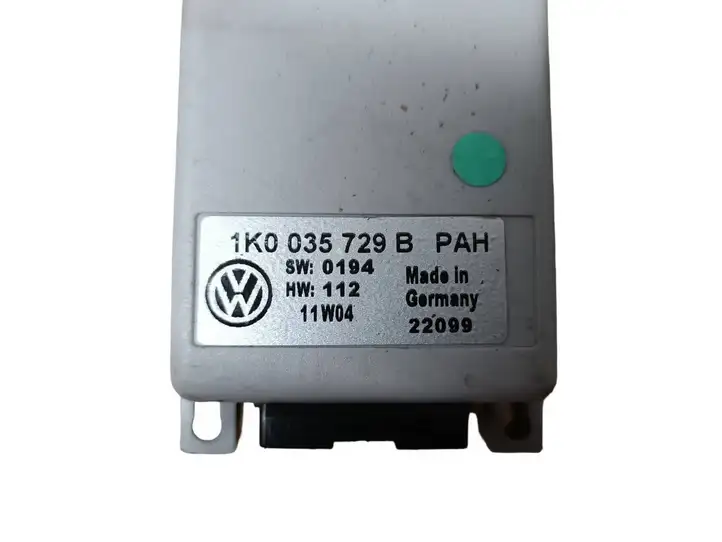 Volkswagen Touran I (2003 - 2010) 1K0035729B Блок GSM — фото 1