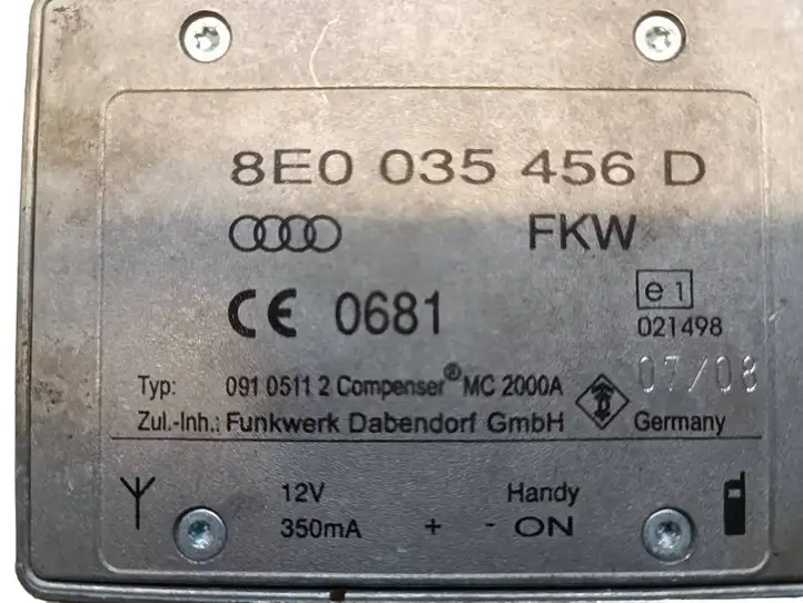 Audi A4 S4 B7 8E 8H (2004 - 2009) 8E0035456D Усилитель антенны — фото 2