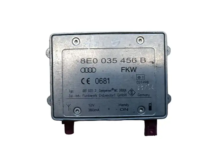 Audi A6 S6 C6 4F (2004 - 2008) 8E0035456B Усилитель антенны — фото 1