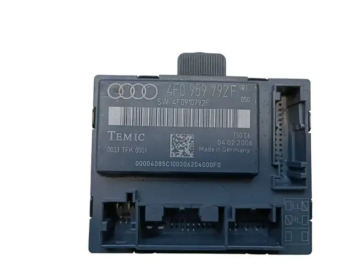 Audi A6 S6 C6 4F (2004 - 2008) 4F0959792F Блок управления дверью — фото 3