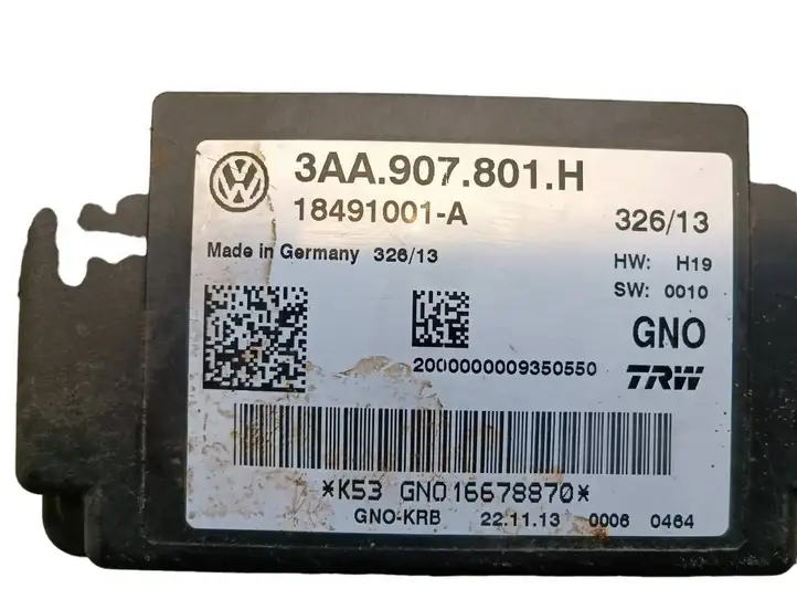Volkswagen PASSAT B7 (2011 - 2014) 3AA907801H Блок управления стояночным тормозом — фото 2