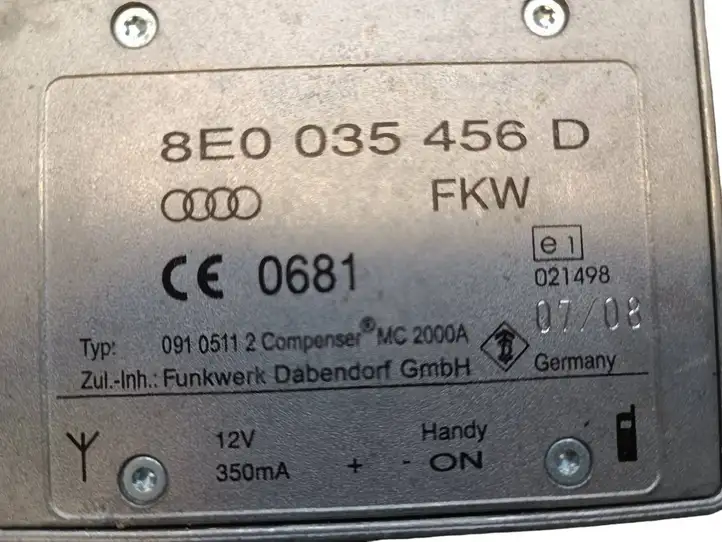 Audi A4 S4 B8 8K (2007 - 2011) 8E0035456D Усилитель антенны — фото 2