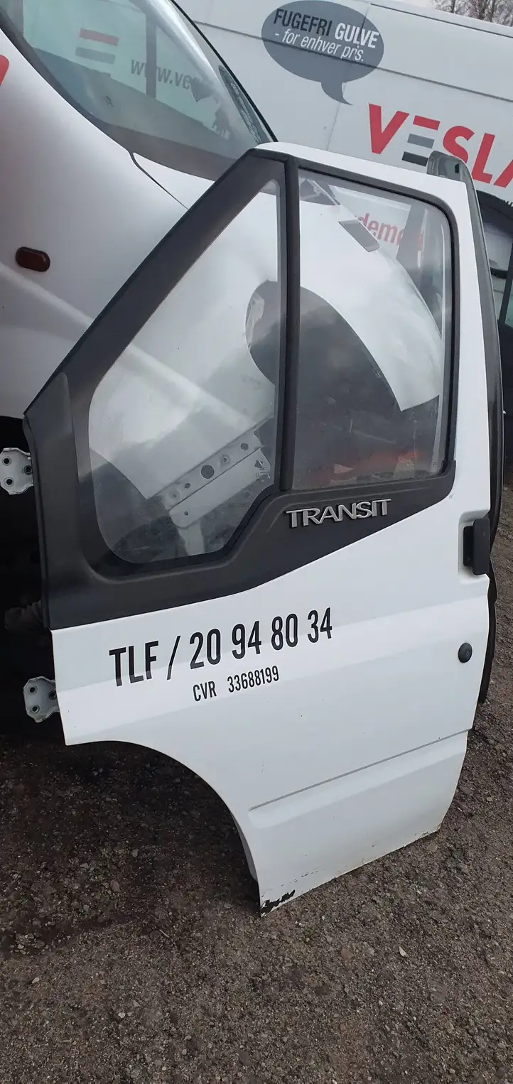 Ford Transit (2006 - 2013) Дверь — фото 2
