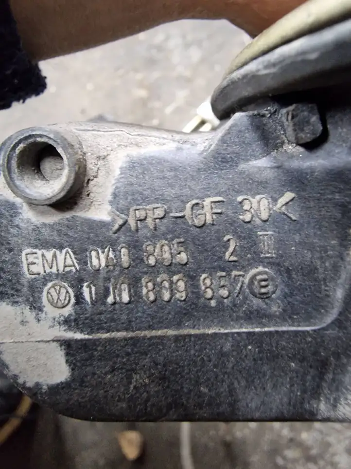 Volkswagen Bora (1998 - 2005) 1J0809857 Крышка топливного бака — фото 2