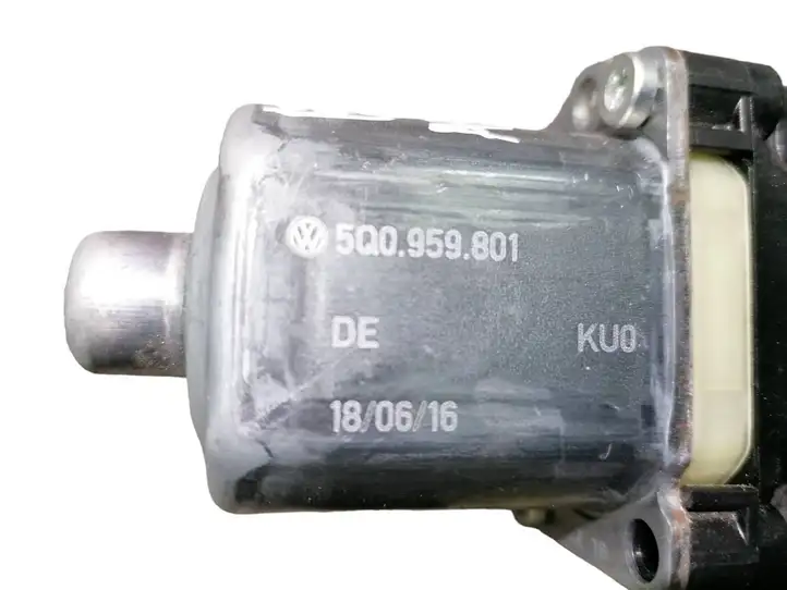 Audi A3/S3 8V (2016 - 2020) 5Q0959801 Стеклоподъемник задней двери — фото 2