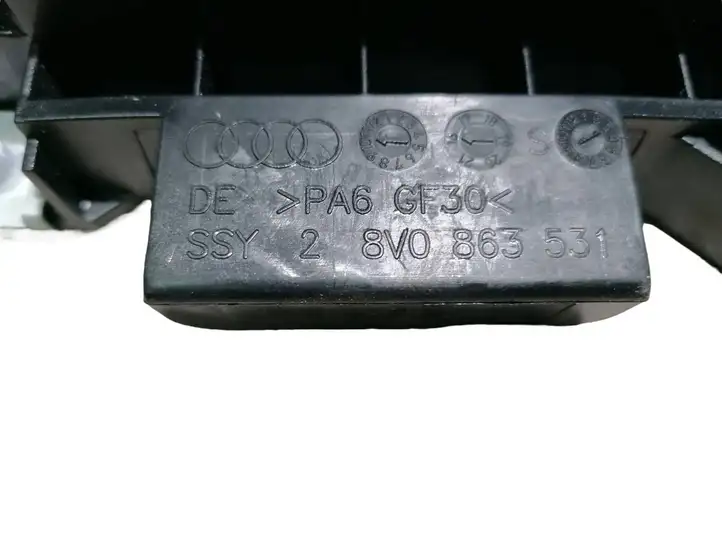 Audi A3/S3 8V (2016 - 2020) 8V0863531 Прочие детали салона — фото 2