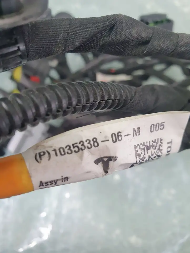 Tesla Model S (2012 - 2016) 103533806M Прочая электропроводка — фото 2