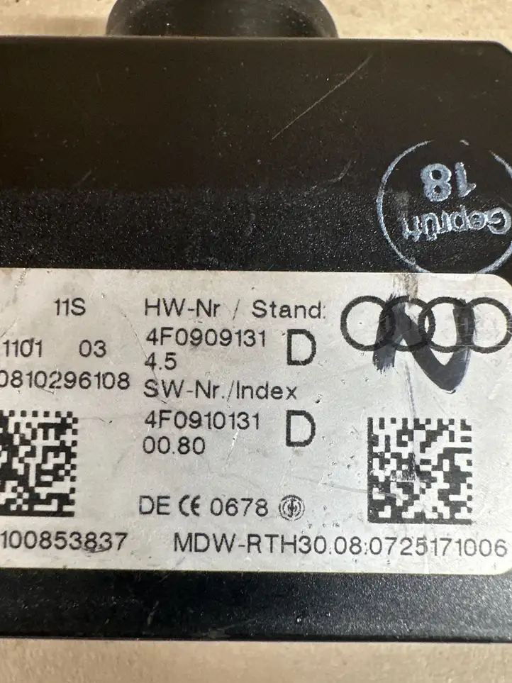Audi A6 S6 C6 4F (2004 - 2008) 1Q0853837 Внутренняя отделка переднего порога — фото 2
