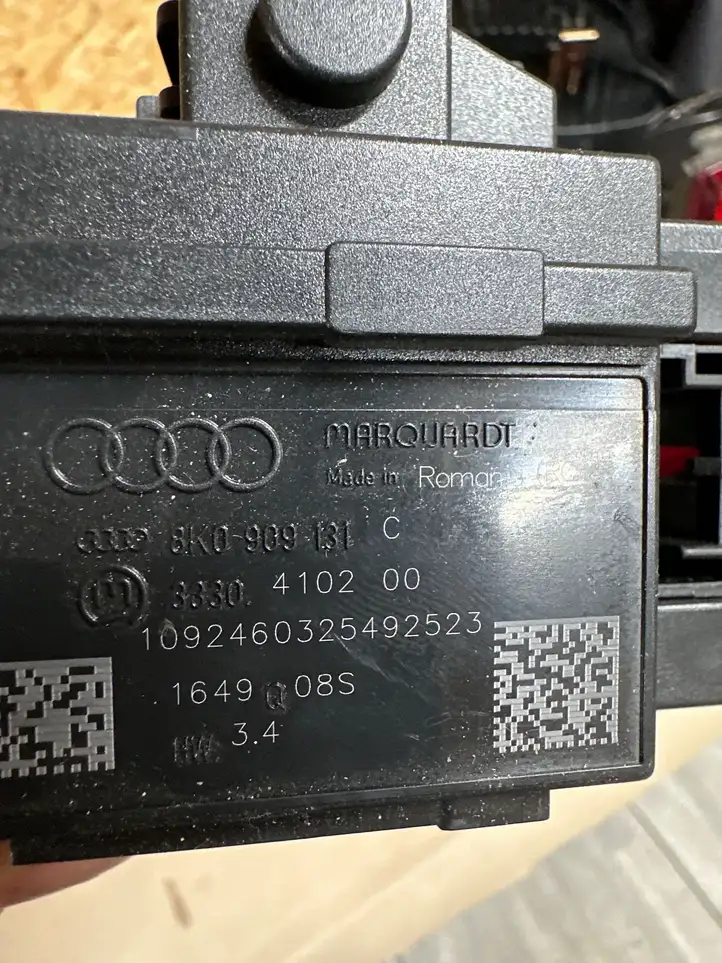 Audi A4 S4 B8 8K (2007 - 2011) 8K0909131C Замок зажигания — фото 2