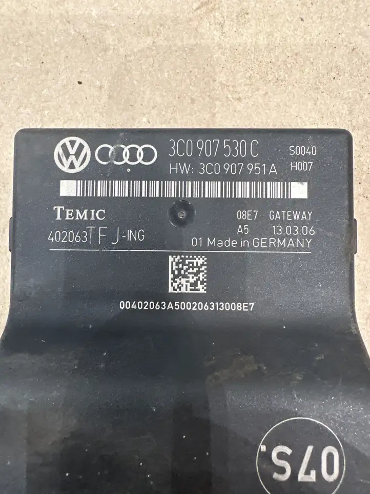 Volkswagen PASSAT B6 (2005 - 2010) 3C0907951A Прочие блоки управления — фото 2