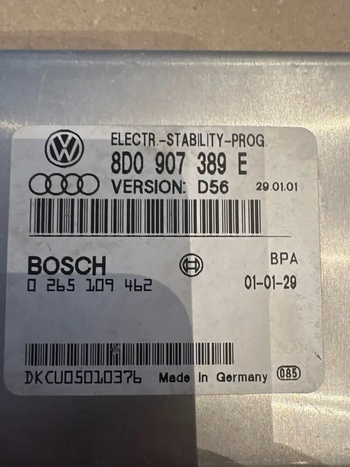 Audi A6 S6 C5 4B (1997 - 2001) 8D0907389E Прочие блоки управления — фото 2