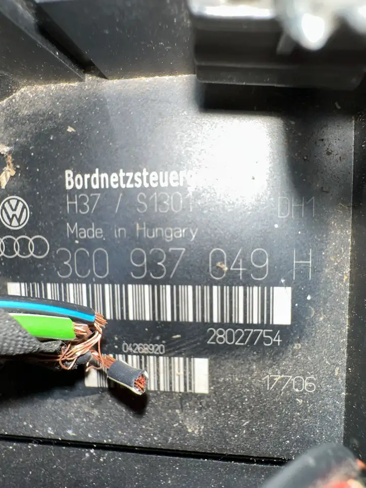 Volkswagen PASSAT B6 (2005 - 2010) 3C0937049H Модуль комфорта — фото 2