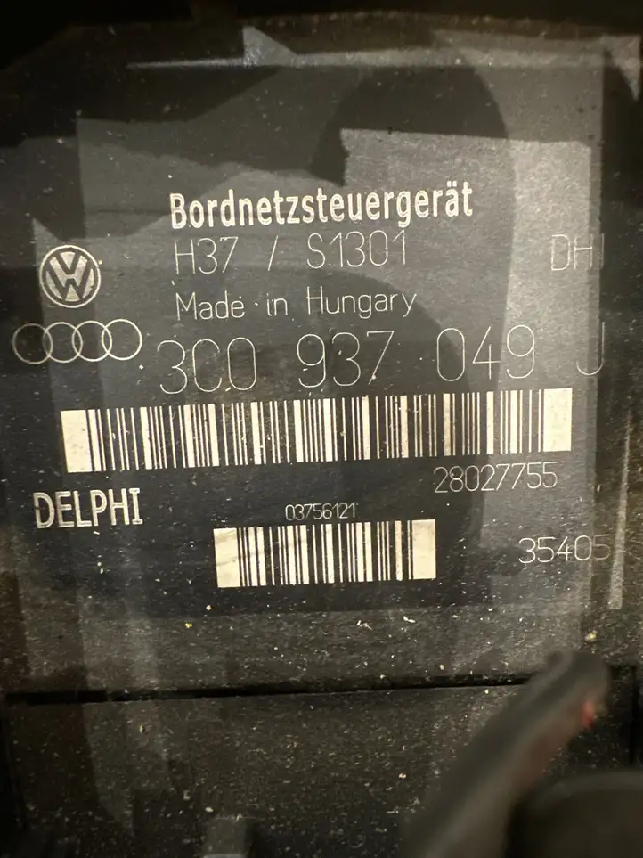 Volkswagen PASSAT B6 (2005 - 2010) 3C0937049J Модуль комфорта — фото 2