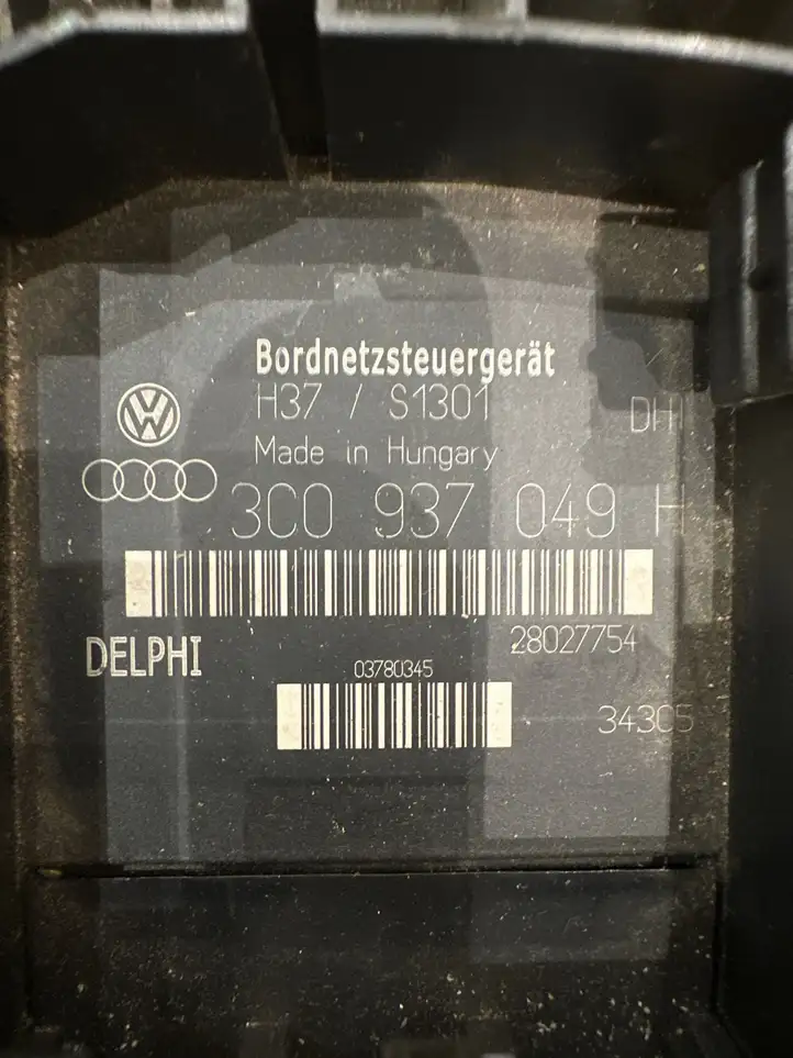 Volkswagen PASSAT B6 (2005 - 2010) 3C0937049H Модуль комфорта — фото 2