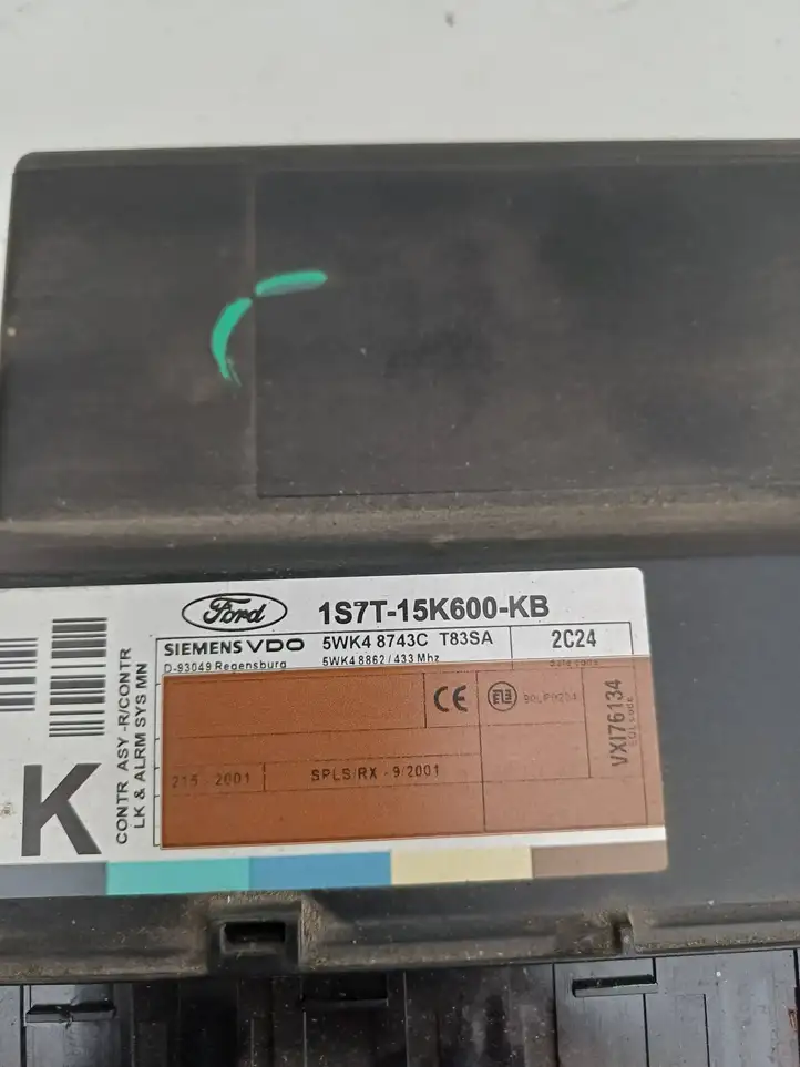 Ford Mondeo Mk III (2000 - 2007) 1S7T15K600KB Модуль комфорта — фото 2