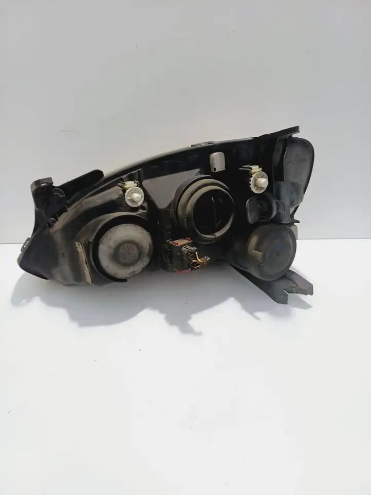 Opel Corsa C (2000 - 2003) 09114330 Передняя фара — фото 3