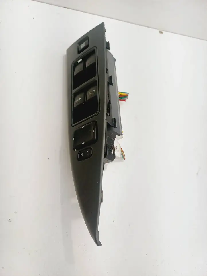 Mazda 6 (2002 - 2005) K0021 Кнопка стеклоподъемников — фото 3