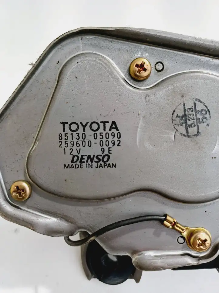 Toyota Avensis T250 (2003 - 2006) 8513005090 Двигатель стеклоочистителя заднего стекла — фото 2