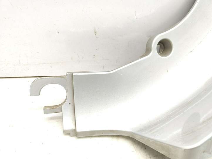 Toyota RAV 4 (XA30) (2006 - 2016)  768050R010 Освещение номера