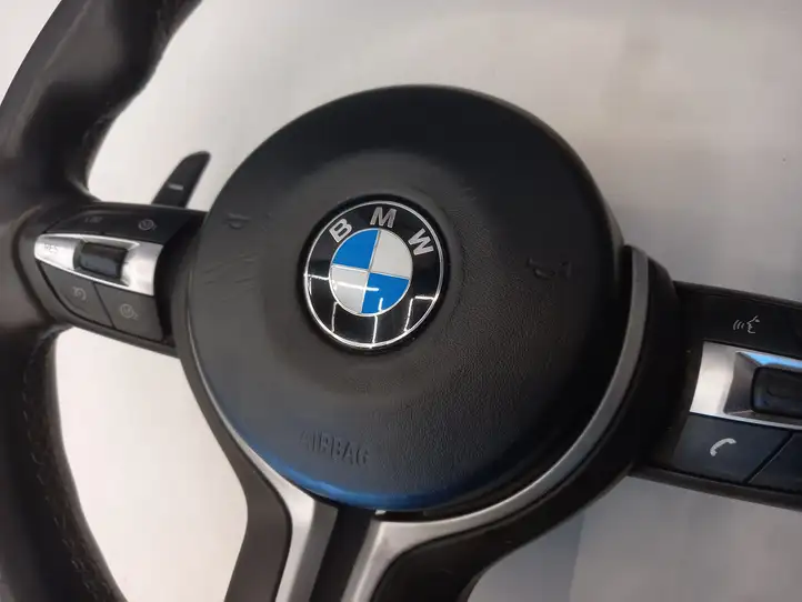 BMW M3 F80 (2014 - 2020) 2344148 Руль — фото 6