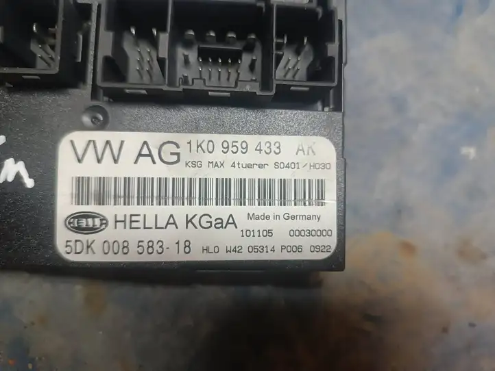 Volkswagen Golf V (2003 - 2009) 1K0959433AK Модуль комфорта — фото 2