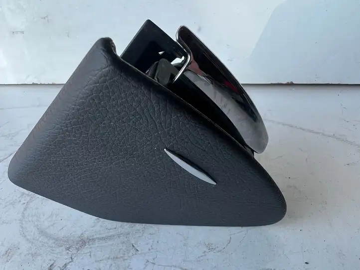 Mercedes-Benz E W211 (2002 - 2009) Дверная пепельница — фото 2