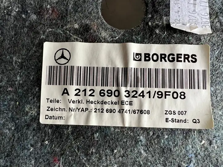 Mercedes-Benz E W212 (2009 - 2016) Обшивка багажника — фото 2