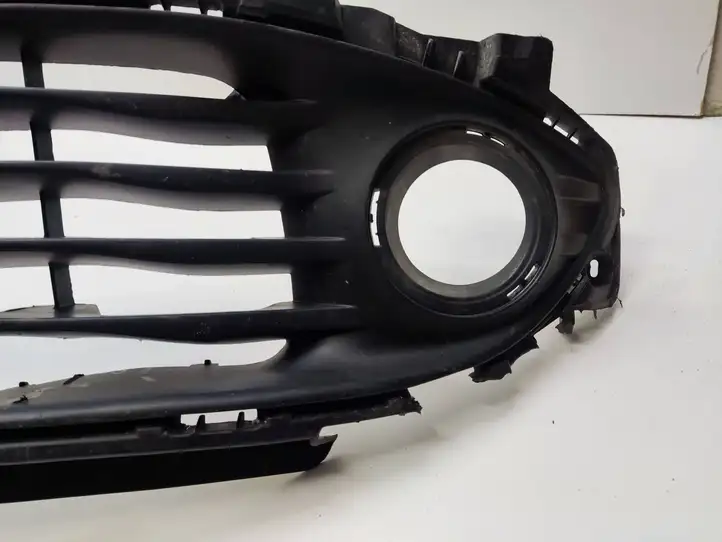 Renault Clio IV (2012 - 2019) 622542968R Нижняя решетка переднего бампера — фото 3