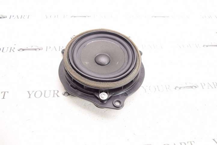 BMW X1 F48 F49 (2015 - 2022)  9281896 Громкоговоритель (громкоговорители) в задних дверях
