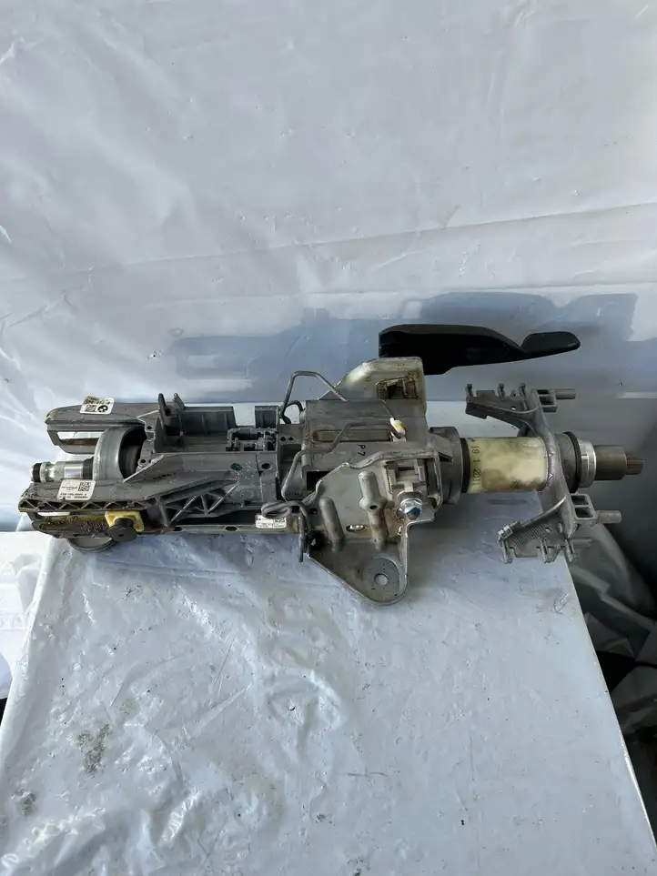 BMW 5 F10 F11 (2009 - 2016) 6795345 Комплект оси рулевого колеса — фото 1