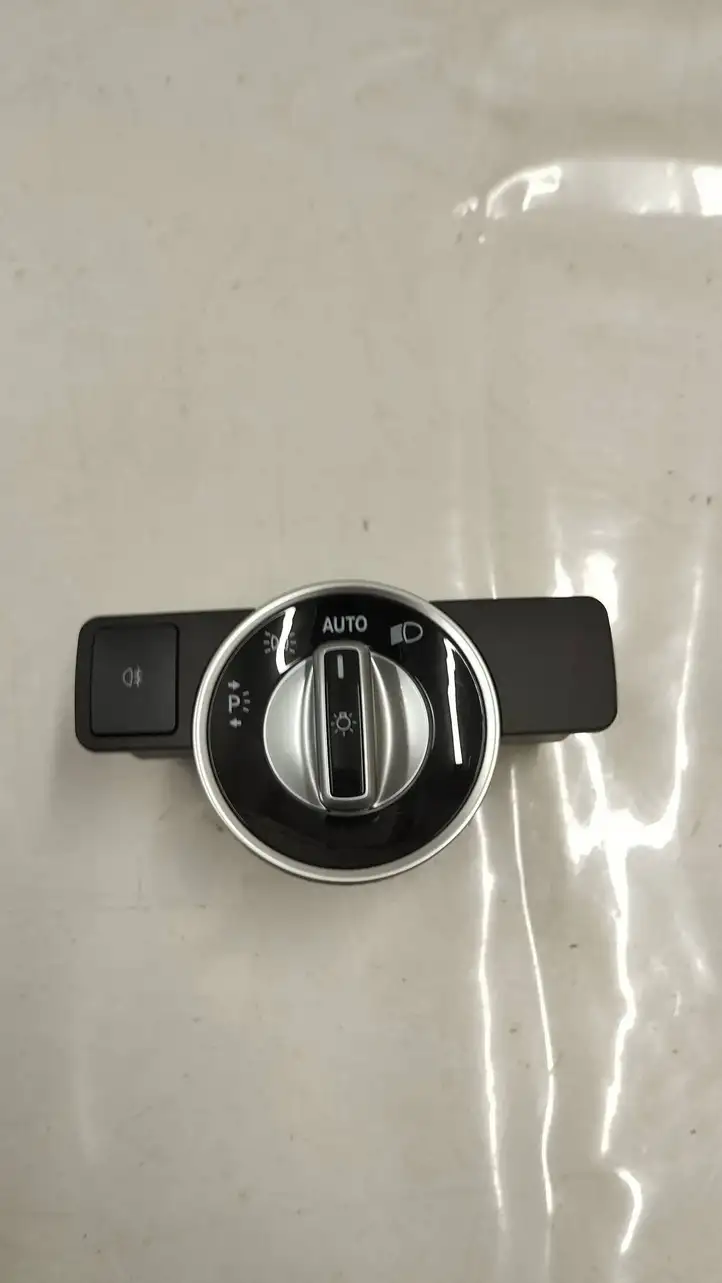 Mercedes-Benz GL X166 (2013 - 2019) A2129050551 Включатель фонарей — фото 1