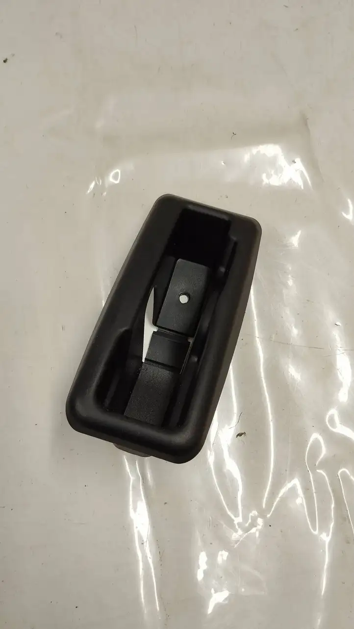 Mercedes-Benz GL X166 (2013 - 2019) A1669243037 Прочие детали салона — фото 1