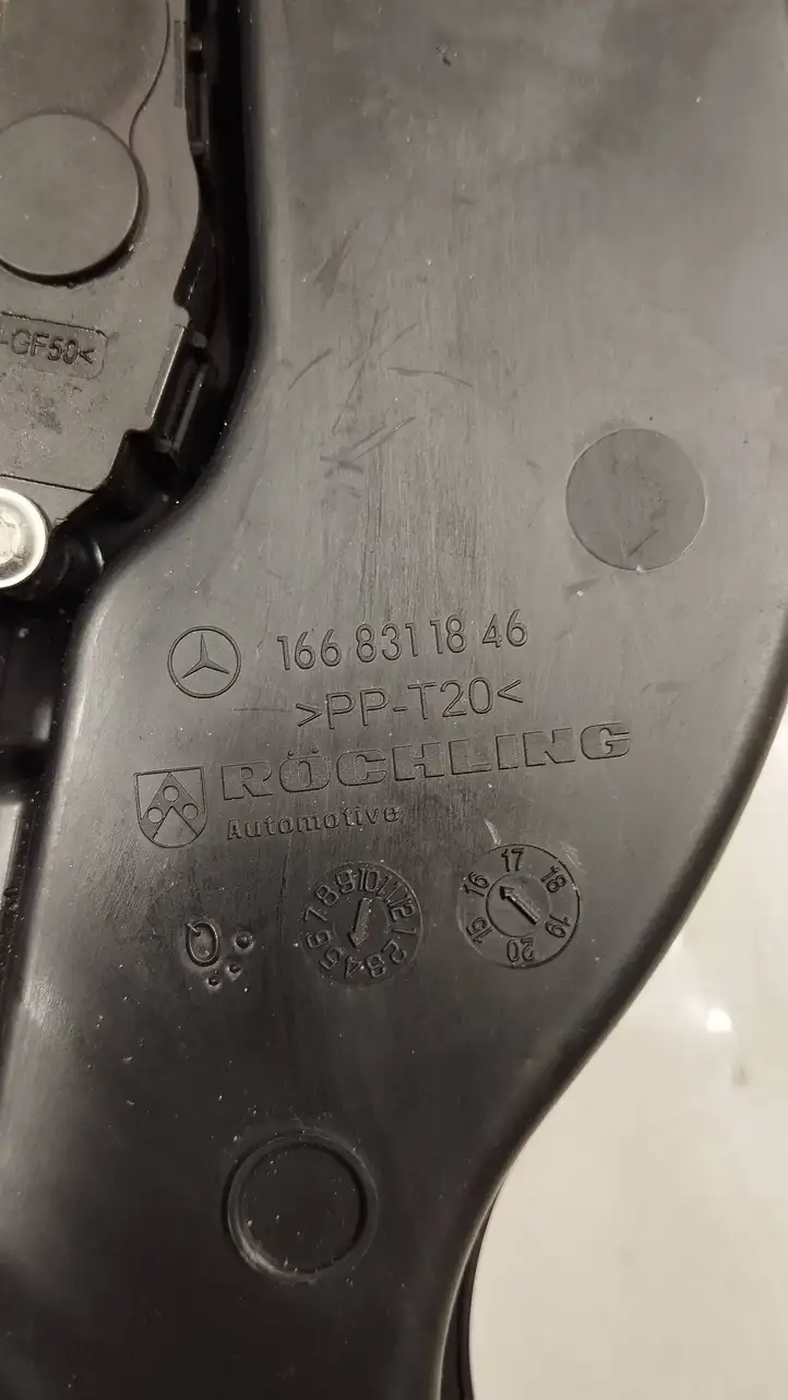 Mercedes-Benz GL X166 (2013 - 2019) A1668311846 Воздуховоды системы отопления/климатики — фото 3