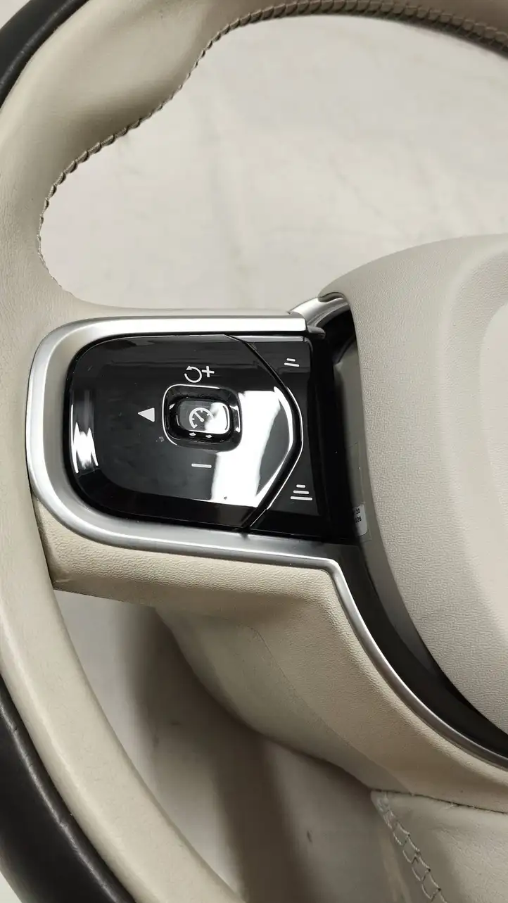 Volvo XC60 (2017 - ) 31407818 Руль — фото 18