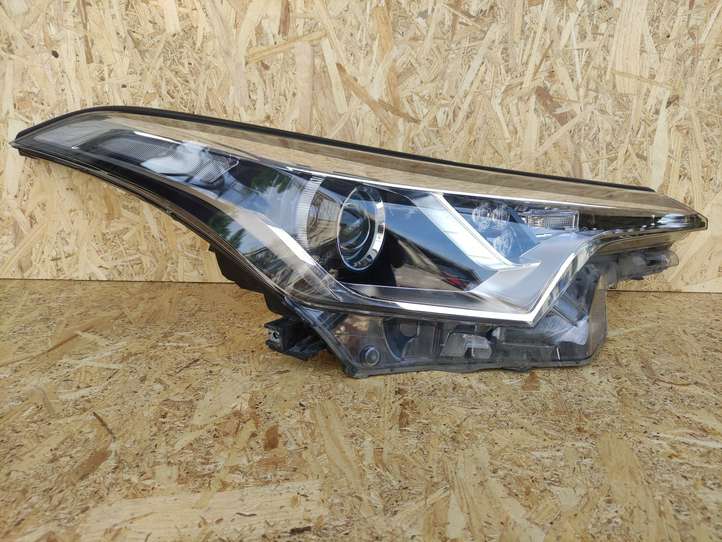 Toyota C-HR (2016 - 2022)  81110F4031 Передняя фара