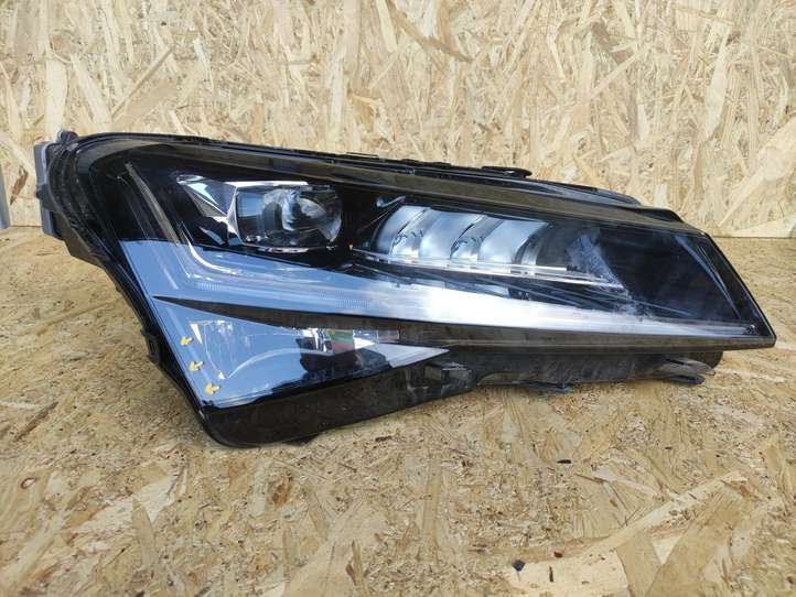 Skoda Superb B8 (3V) (2015 - 2023)  3V1941016D Передняя фара