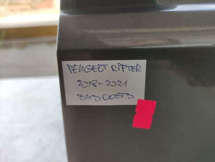 Peugeot Rifter (2018 - )   Дверь