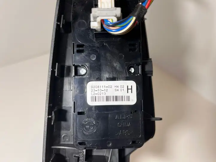 BMW X3 F25 (2010 - 2017) 9298111 Блок кнопок стеклоподъемников — фото 2