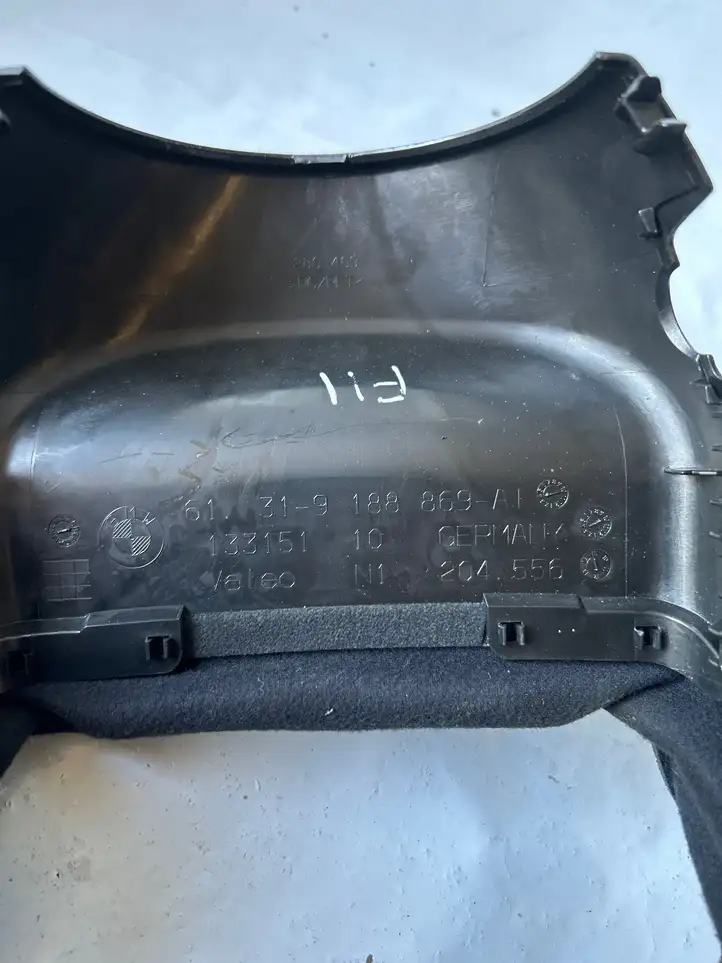 BMW 5 F10 F11 (2009 - 2016) 9188869 Обшивка рулевой колонки — фото 2