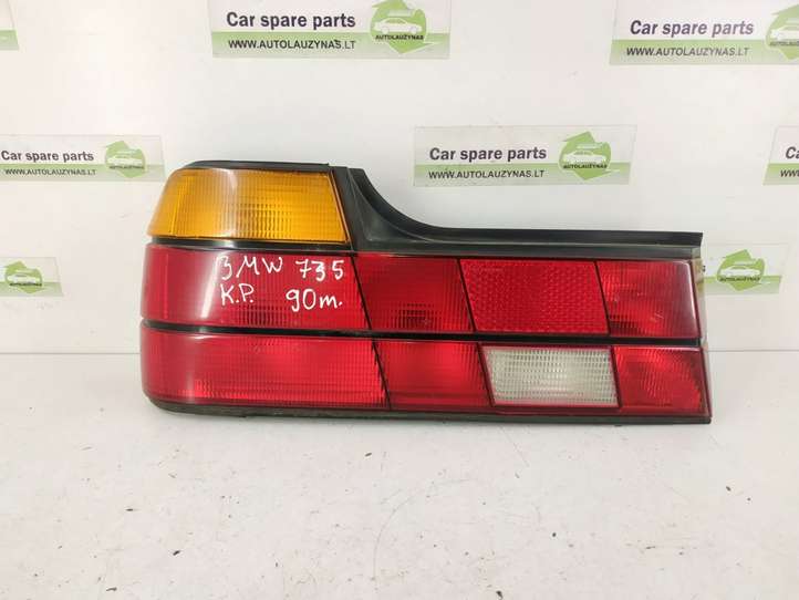 BMW 7 E38 (1993 - 2001)   Задний фонарь в кузове