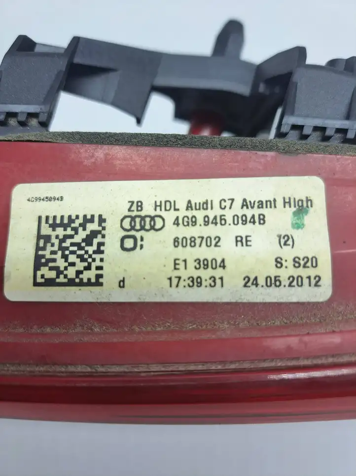 Audi A6 C7 (2011 - 2014) 4G9945094B Комплект задних фонарей — фото 3