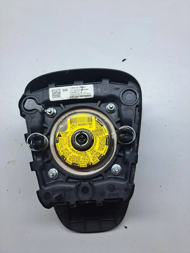 Opel Astra J (2012 - 2015) 13299780 Подушка безопасности руля — фото 2