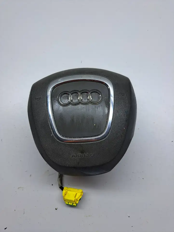 Audi A4 S4 B8 8K (2007 - 2011) 1K0880201B Подушка безопасности руля — фото 1