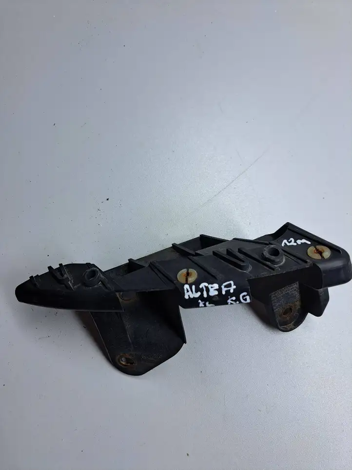 Seat Altea XL (2004 - 2015) 5p6807347 Кронштейн заднего бампера — фото 2