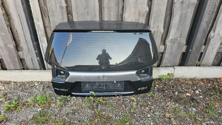 Peugeot 4007 (2007 - 2012) Крышка багажника — фото 3