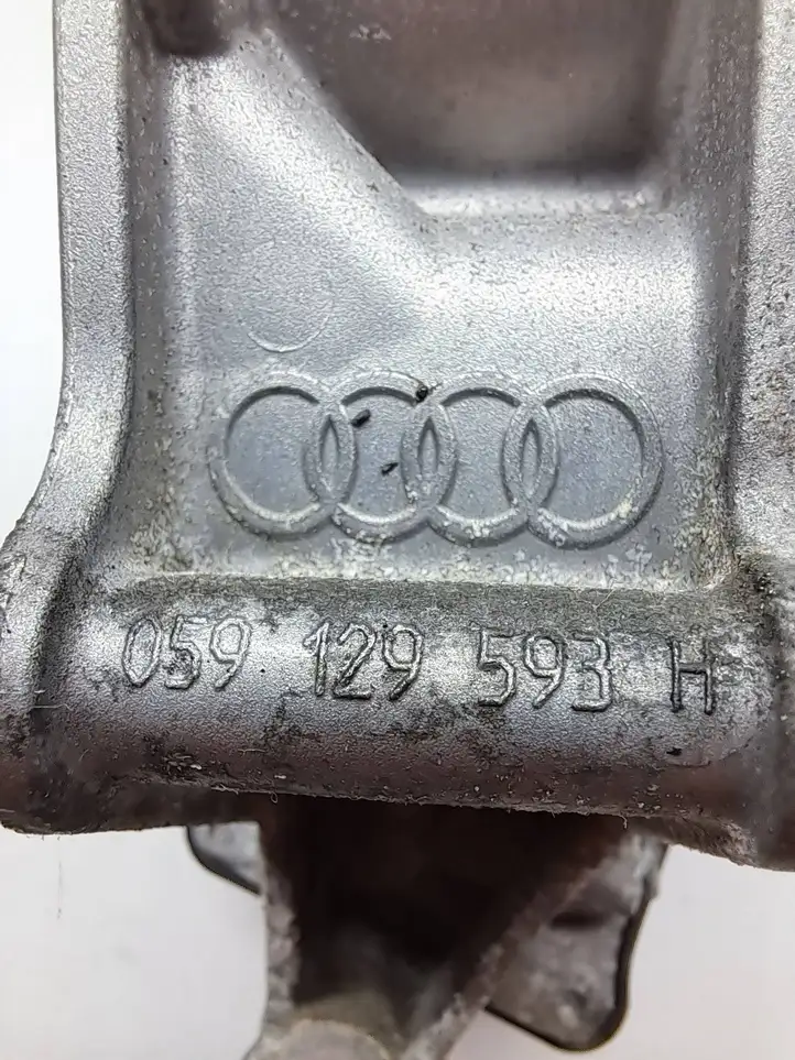 Audi A6 C7 (2011 - 2014) 059129593H Дроссельная заслонка — фото 3